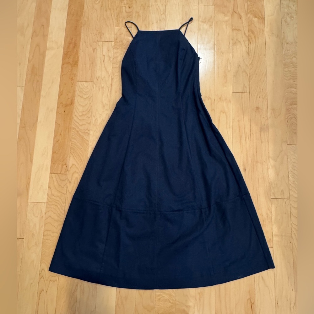 Everlane Cotton Bell Dress - Picture 2 of 3